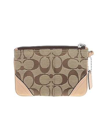 Coach Wristlet (view 2)