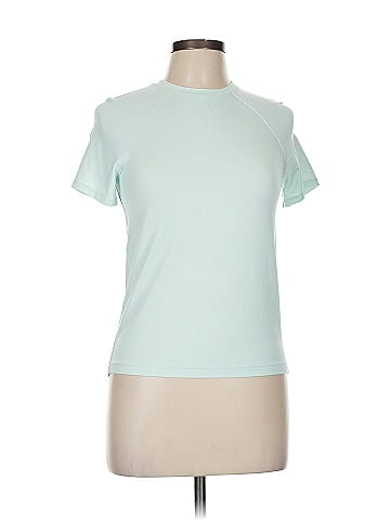 Lululemon Athletica Short Sleeve T-Shirt (view 1)