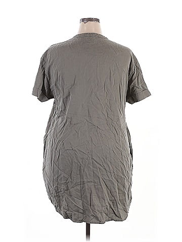 Hilary Radley Short Sleeve Blouse (view 2)