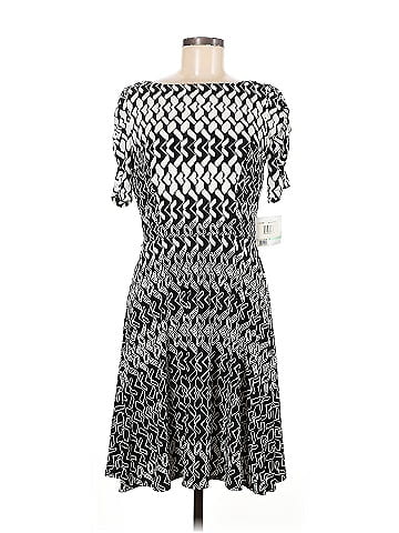Donna Morgan Casual Dress (view 1)