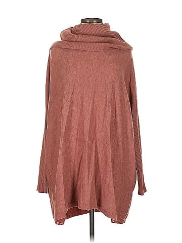 Dreamers Poncho (view 1)