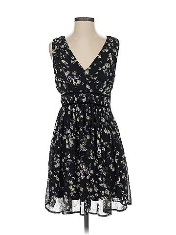 Hot Topic Casual Dress (view 1)