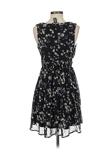 Hot Topic Casual Dress (view 2)