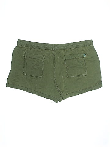 Gap Shorts (view 2)