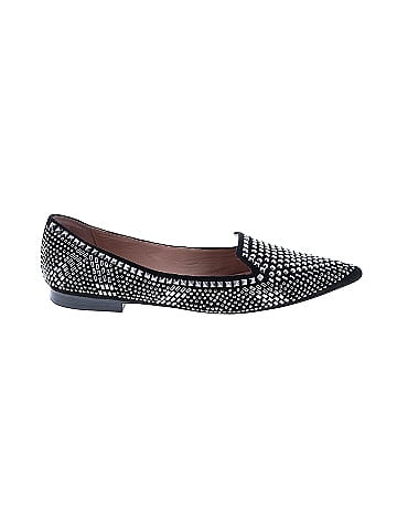 Linea Paolo Flats (view 1)