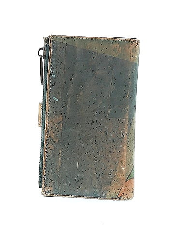 Unbranded Wallet (view 2)