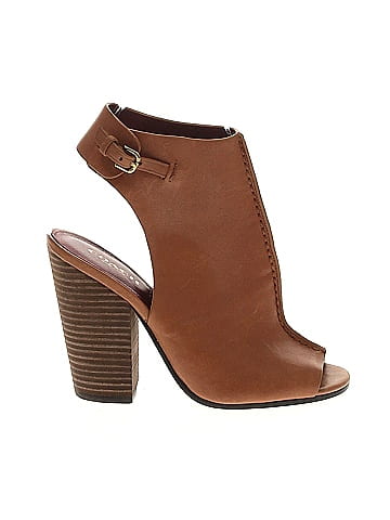 Coach Heels (view 1)