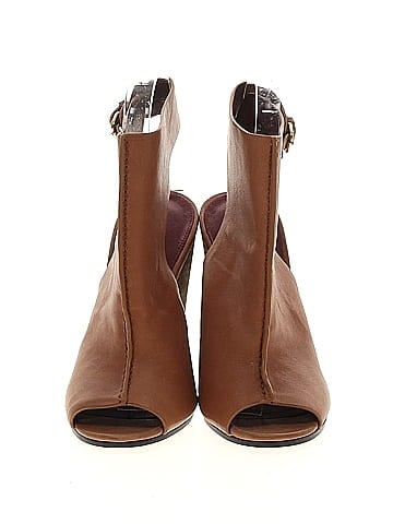 Coach Heels (view 2)