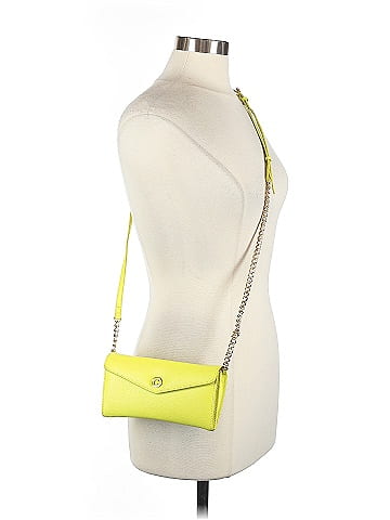 C. Wonder Clutch (view 2)