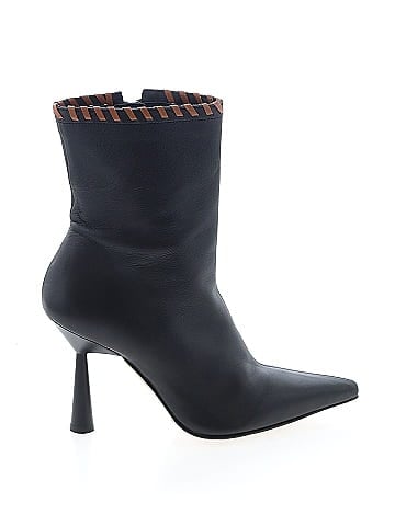 ALOHAS Boots (view 1)