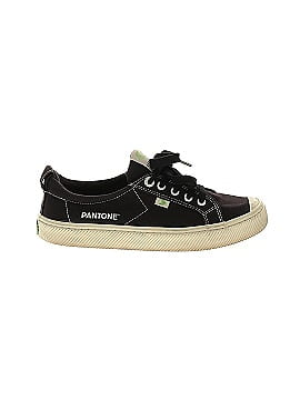 Cariuma Sneakers (view 1)
