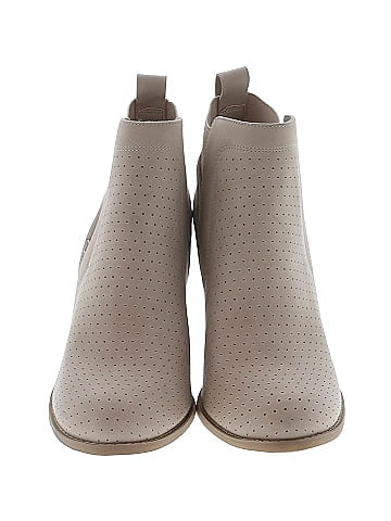 DV by Dolce Vita Ankle Boots (view 2)