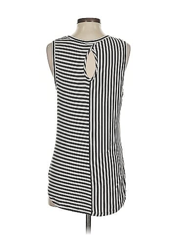 CAbi Sleeveless T-Shirt (view 2)