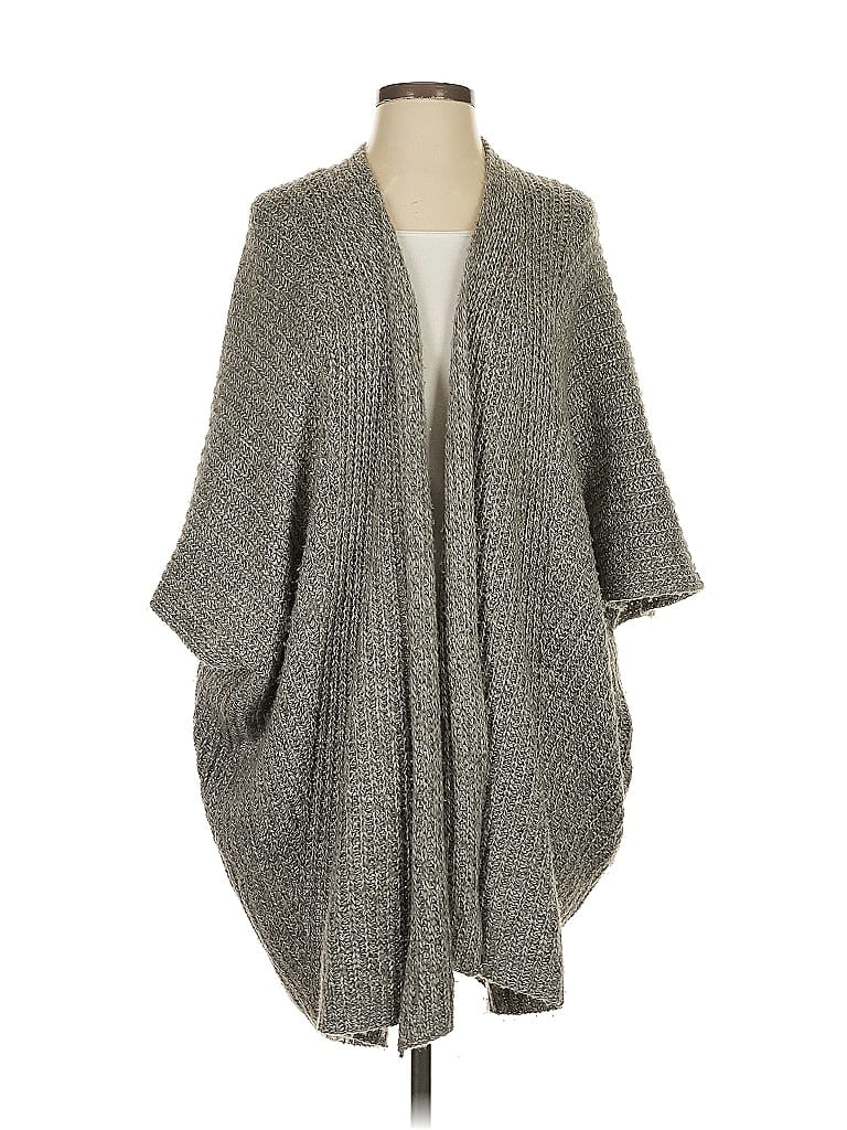 Click to view more detailed imagery on our partner's website Pre-owned Forever 21 Cardigan Sweater In Gray