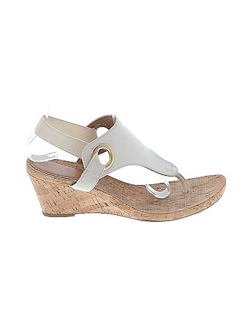 Unbranded Wedges (view 1)