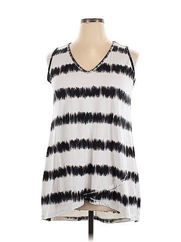 LIVI Sleeveless Blouse (view 1)