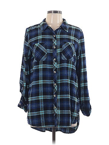 Maurices Long Sleeve Button-Down Shirt (view 1)