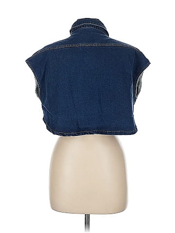 Akira Sleeveless Button-Down Shirt (view 2)