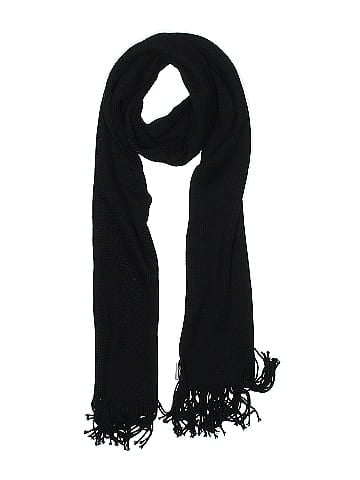 Guess Scarf (view 1)
