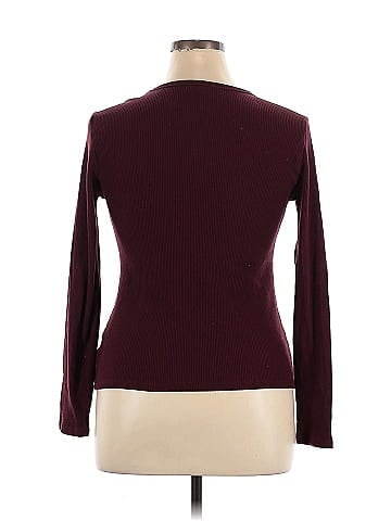 Old Navy Long Sleeve T-Shirt (view 2)