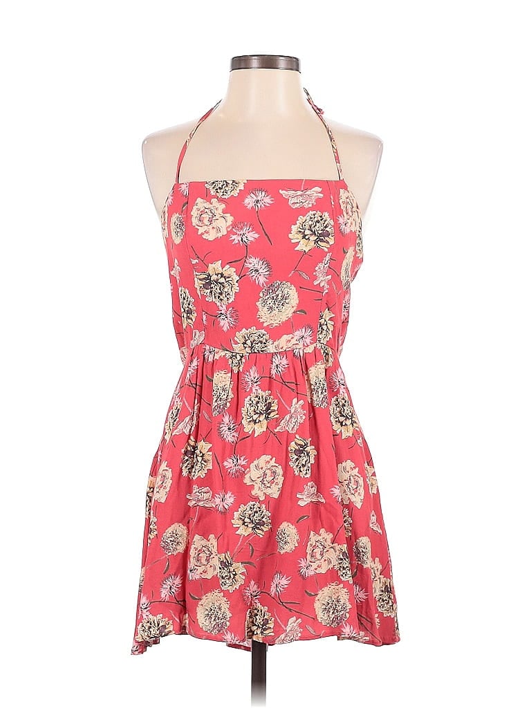 Pre-owned Flynn Skye Casual Dress In Red