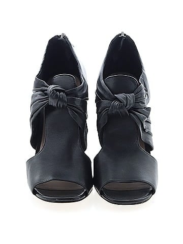 Donald J Pliner Heels (view 2)