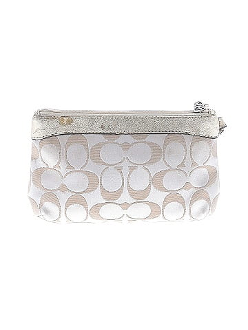 Coach Wristlet (view 2)