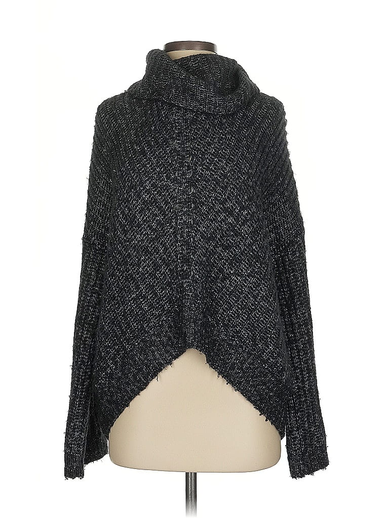 Pre-owned Express Poncho In Gray