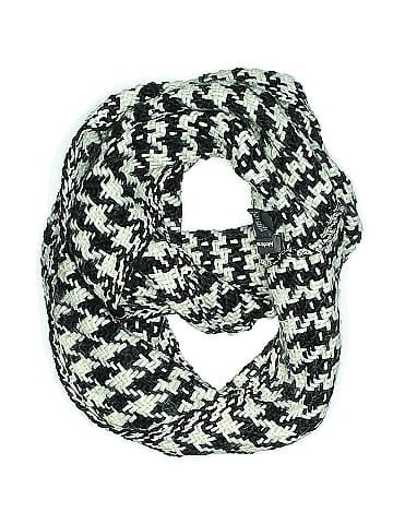 Modena Scarf (view 1)