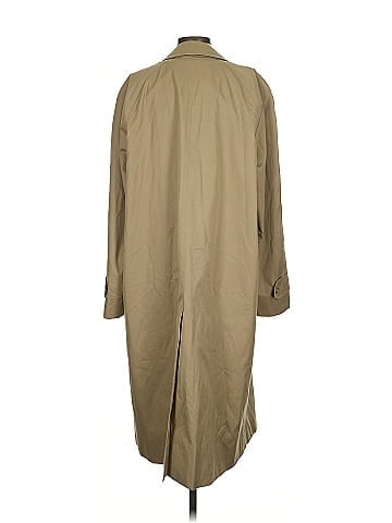Burberry Vintage Trenchcoat (view 2)