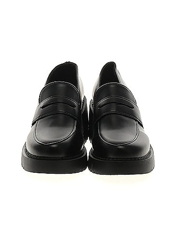 Unbranded Flats (view 2)