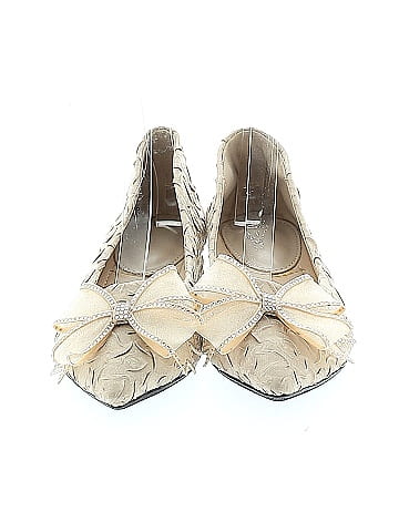 Unbranded Flats (view 2)