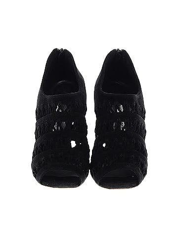 Manolo Blahnik Heels (view 2)