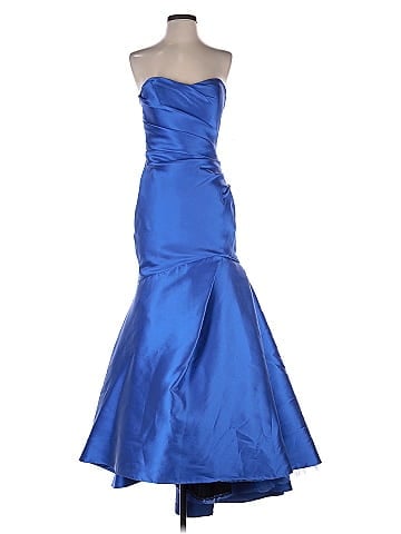 Monique Lhuillier Cocktail Dress (view 1)
