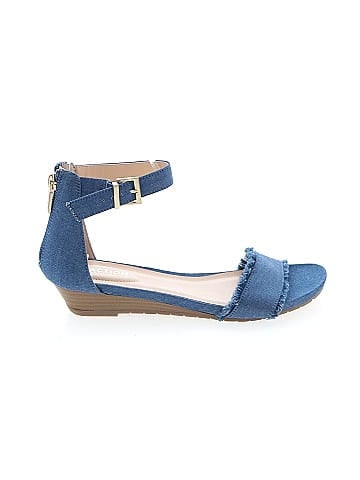 Kenneth Cole REACTION Wedges (view 1)