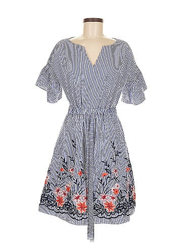 Julia Jordan Casual Dress (view 1)