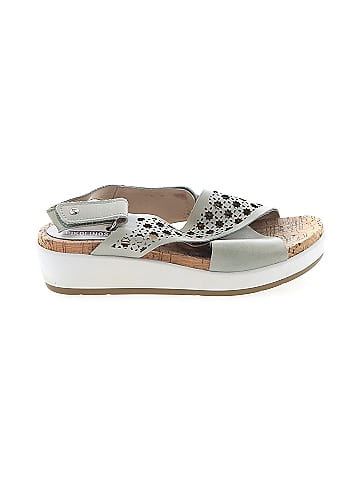 Pikolinos Sandals (view 1)