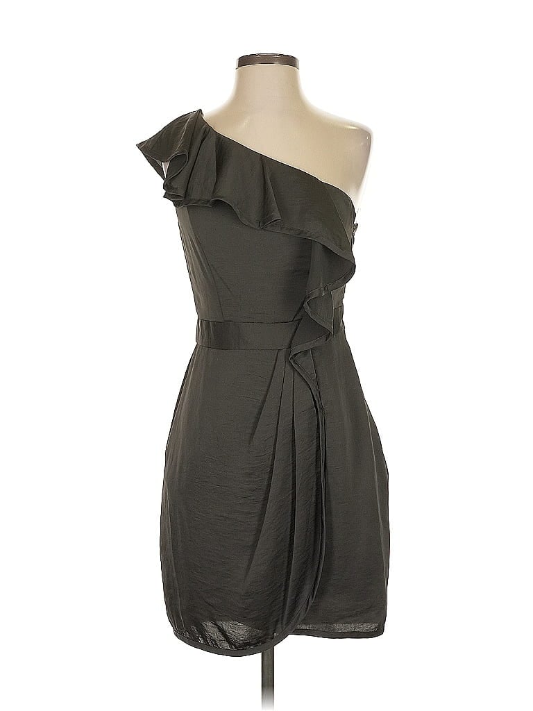 Click to view more detailed imagery on our partner's website Pre-owned Bcbgeneration Cocktail Dress In Gray