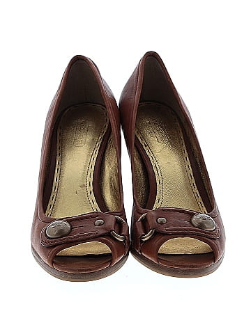 Coach Heels (view 2)