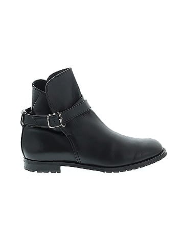 Manolo Blahnik Sulgamba Leather Ankle Boots (view 1)