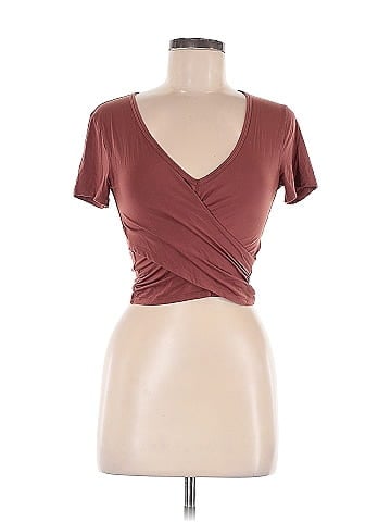 Lululemon Athletica Short Sleeve T-Shirt (view 1)