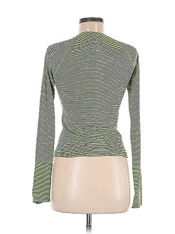 Lululemon Athletica Long Sleeve T-Shirt (view 2)