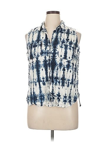 Rock & Republic Sleeveless Button-Down Shirt (view 1)