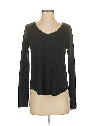 Hollister Long Sleeve T-Shirt (view 1)