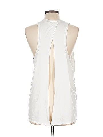 Gap Fit Sleeveless T-Shirt (view 2)