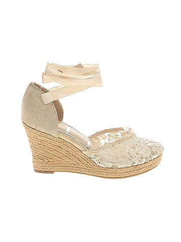Elle Wedges (view 1)