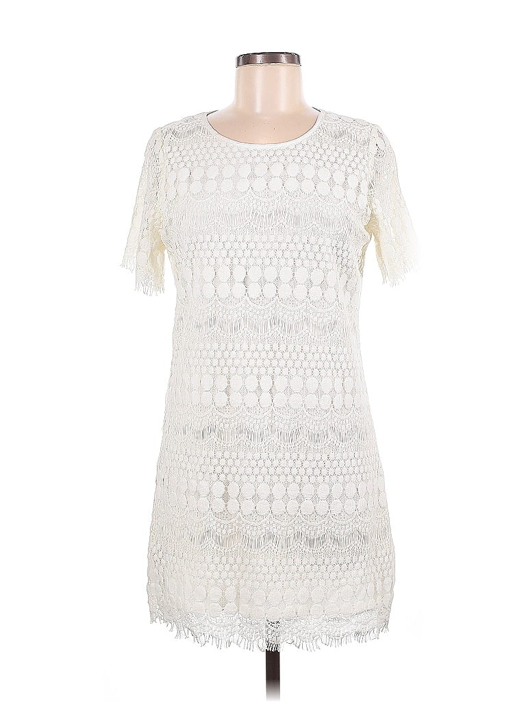Pre-owned Goodnight Macaroon Casual Dress In White