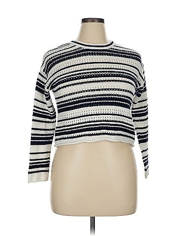 Old Navy Pullover Sweater (view 1)