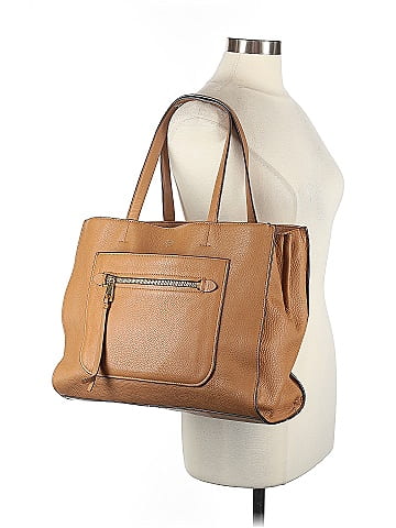 Vince Camuto Shoulder Bag (view 2)