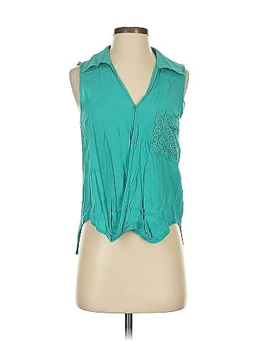 Papillon Sleeveless Blouse (view 1)